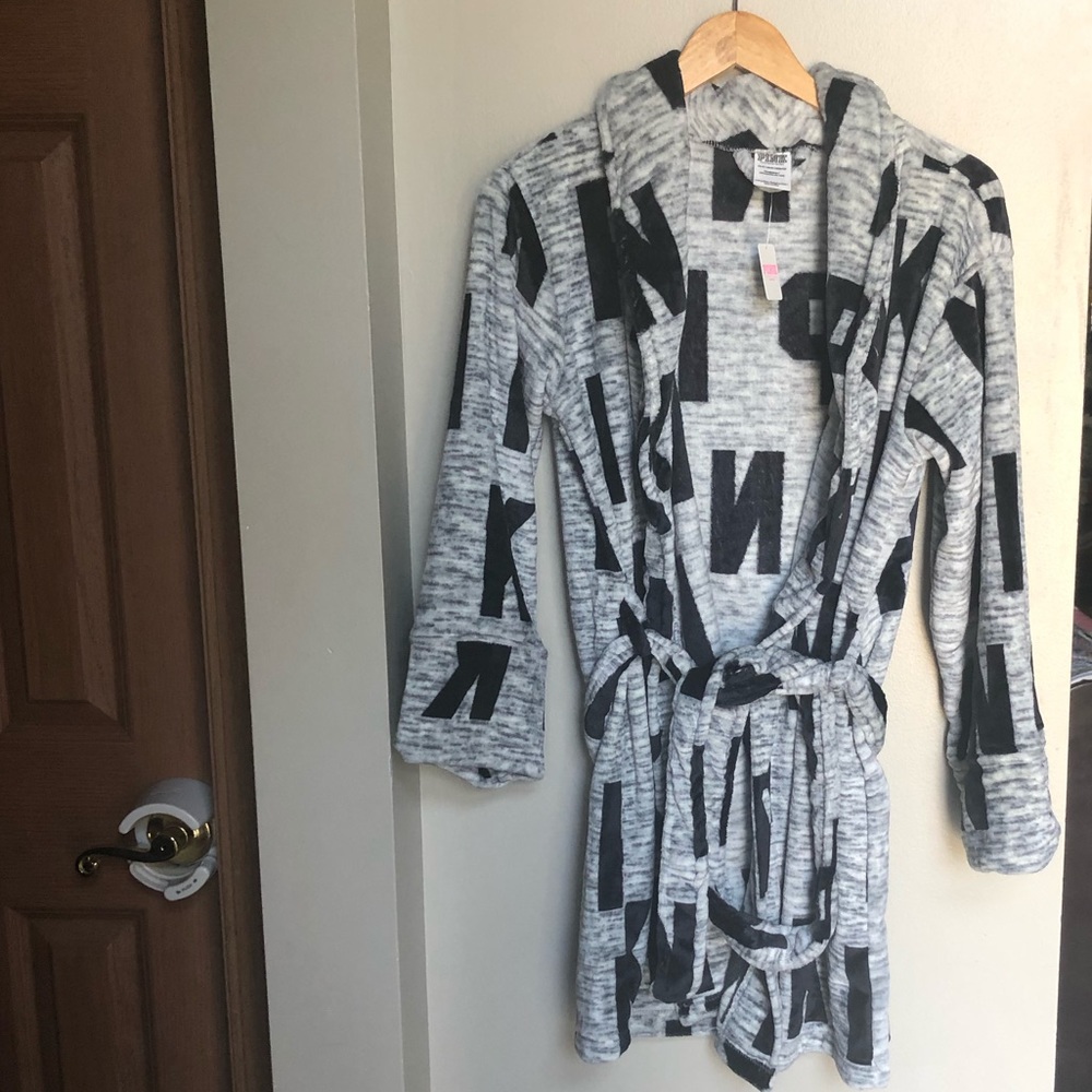NWT SUPER SOFT VS Pink bathrobe